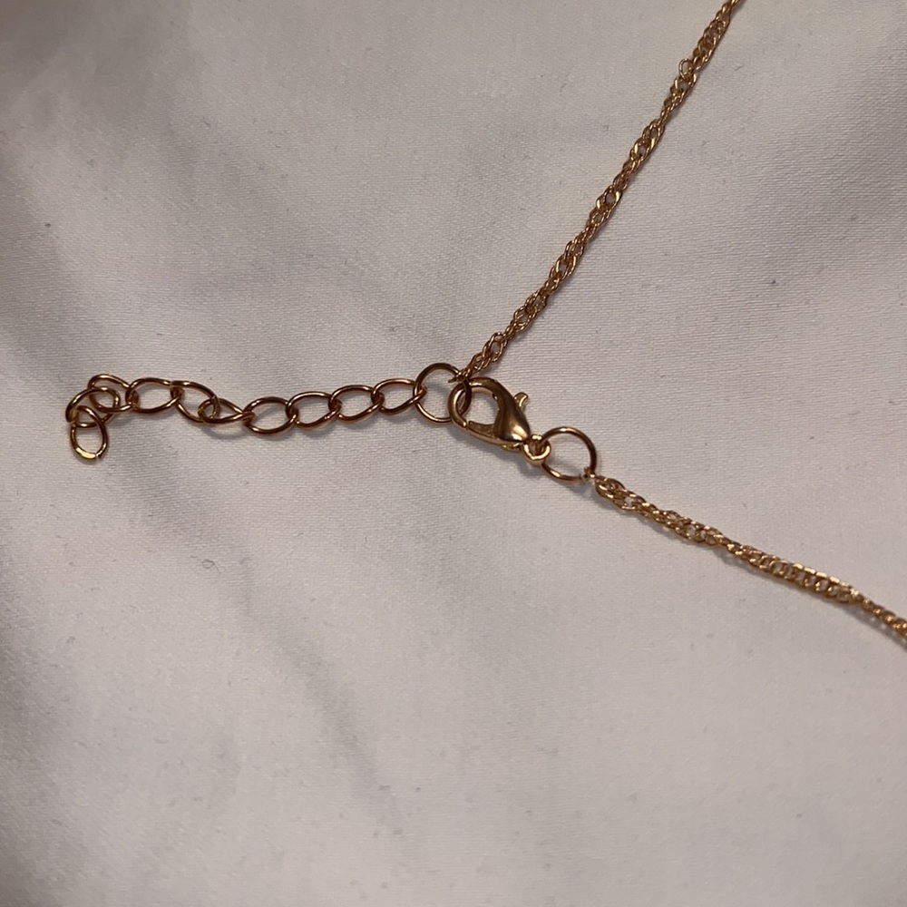 Butterfly necklace - Picture 8 of 8